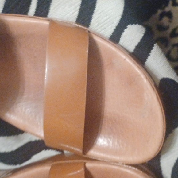 TAN LEATHER  SANDALS SIZE 11M, BEAUTIFUL COLOR - Picture 3 of 5